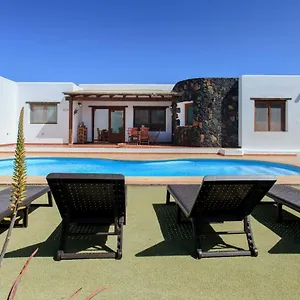 Villa Casa Mina, La Oliva